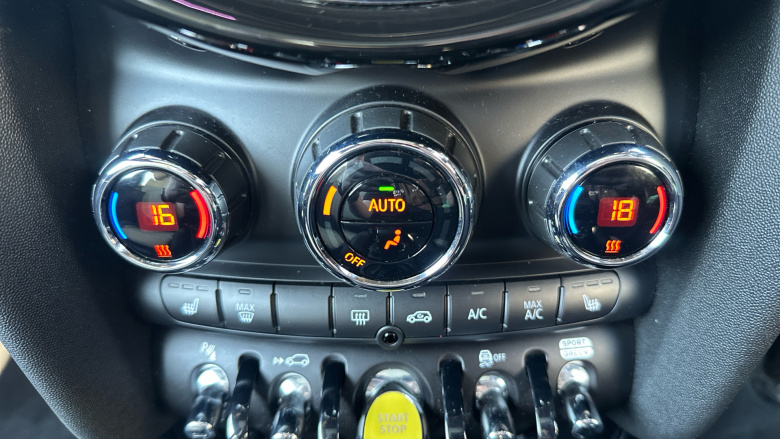 MINI Hatchback 135kW Cooper S Resolute Edition 33kWh 3dr Auto Electric Hatchback